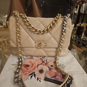 Chanel Beige Quilted Shoulder Bag with Gold Chain